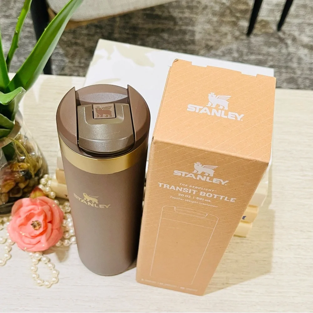 STANLEY Aerolight Transit Bottle Cup 20 Oz Express Gold Limited Edition - Picture 2 of 9